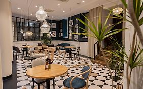 Hotel Patio